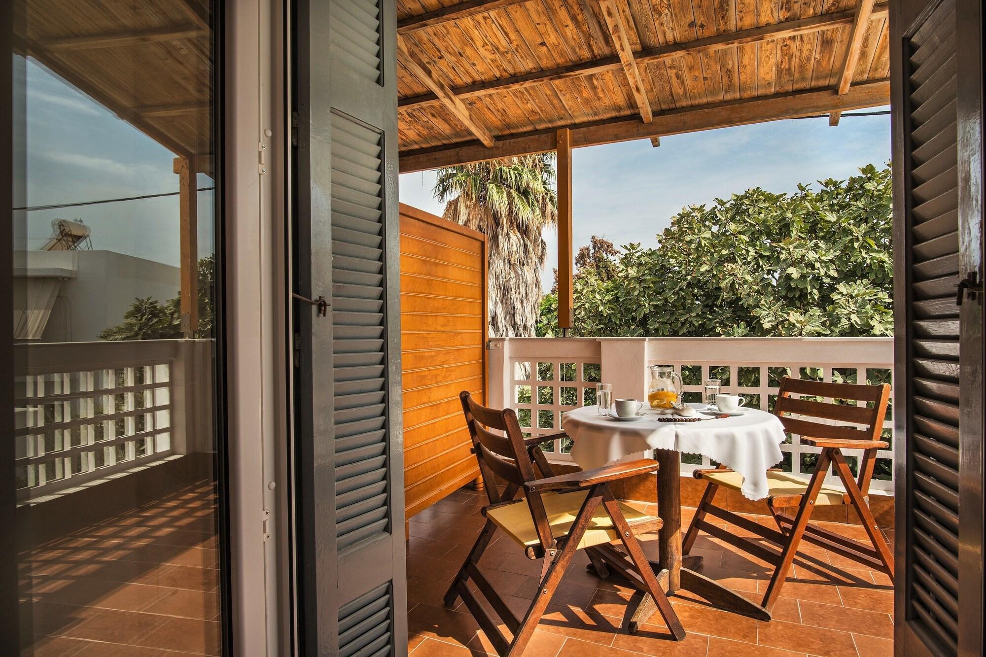 Semiramis Guesthouse Adamantas  Exteriér fotografie