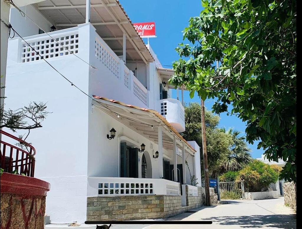 Semiramis Guesthouse Adamantas  Exteriér fotografie