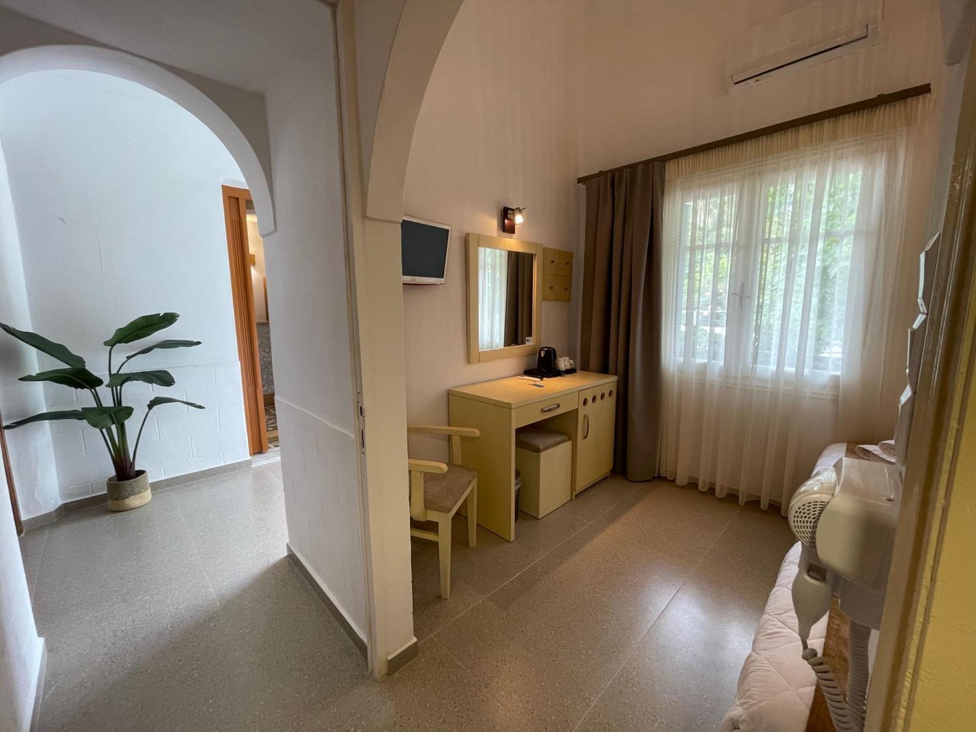 Semiramis Guesthouse Adamantas  Exteriér fotografie