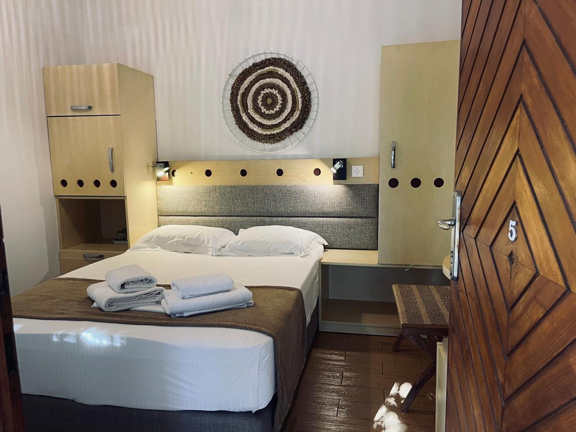 Semiramis Guesthouse Adamantas  Exteriér fotografie